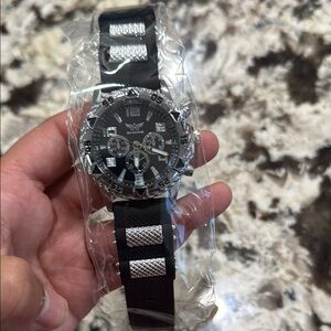 Zhowe Silver and Black watch